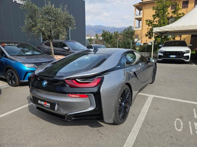 Auto - Bmw i8 coupÃ©