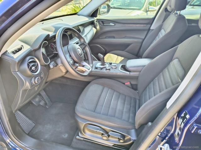 Auto - Alfa romeo stelvio 2.2 t.diesel 160cv at8 rwd bus.
