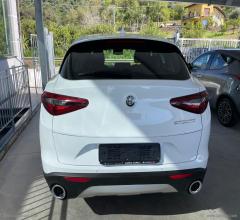 Auto - Alfa romeo stelvio 2.2 t.diesel 160cv at8 rwd bus.