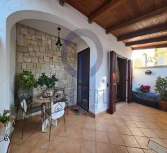 Appartamenti in Vendita - Villa in vendita a bisceglie ville mare / via bovio
