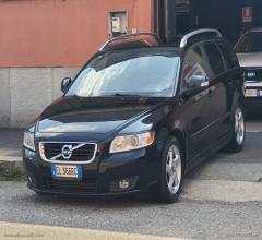 Auto - Volvo v50 d2 polar