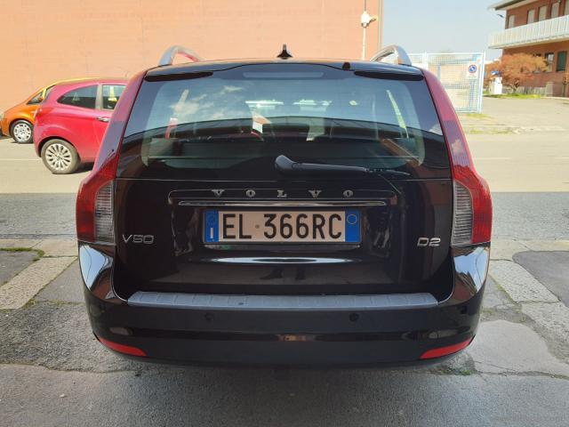 Auto - Volvo v50 d2 polar