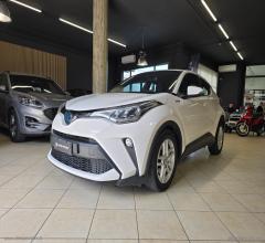 Auto - Toyota c-hr 1.8 hybrid e-cvt active