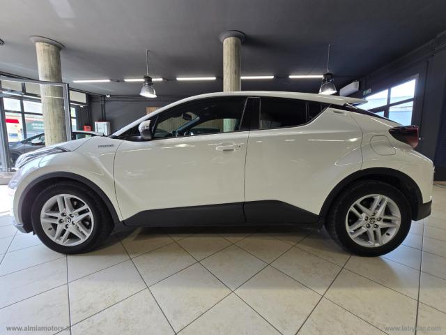 Auto - Toyota c-hr 1.8 hybrid e-cvt active