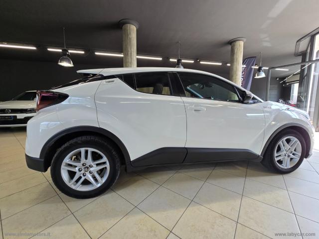Auto - Toyota c-hr 1.8 hybrid e-cvt active