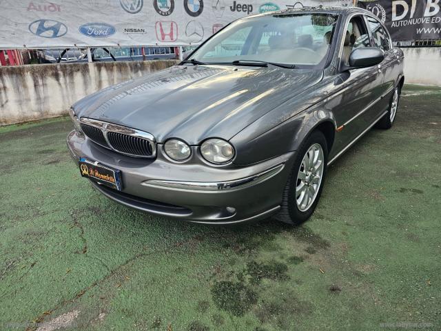 Auto - Jaguar x-type 2.5 v6 executive