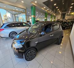 Auto - Lancia ypsilon 1.0 firefly 5p. s&s hybrid unyca