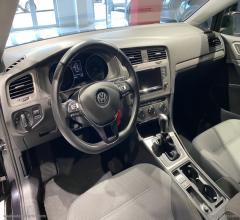 Auto - Volkswagen golf 1.6 tdi 110cv dsg 5p. executive bmt