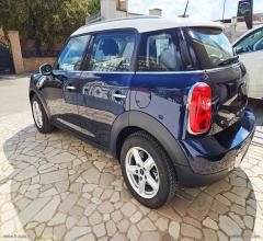 Auto - Mini mini one d countryman