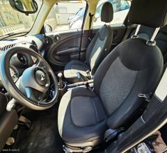 Auto - Mini mini one d countryman