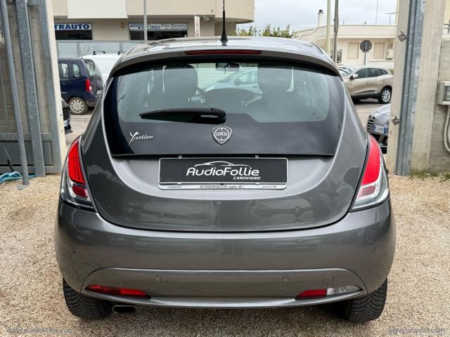 Auto - Lancia ypsilon 1.2 69 cv 5p. s&s gold