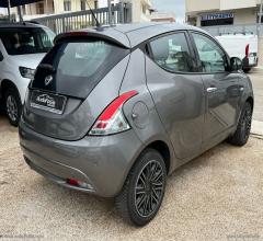 Auto - Lancia ypsilon 1.2 69 cv 5p. s&s gold