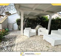 Appartamenti in Vendita - Villa in vendita a policoro via polluce