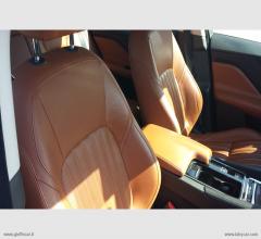 Auto - Jaguar f-pace 2.0 d 180 cv awd incidentanta