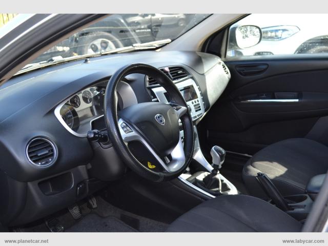 Auto - Lancia delta 1.6 mjt 105 cv gold