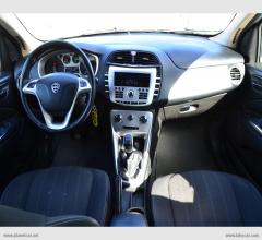 Auto - Lancia delta 1.6 mjt 105 cv gold