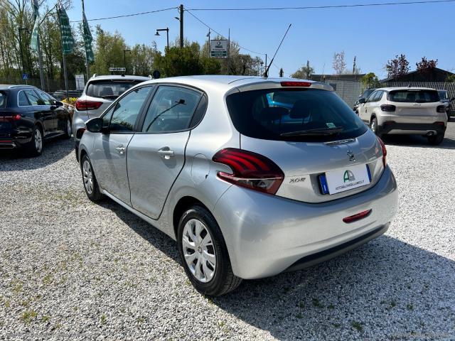 Auto - Peugeot 208 bluehdi 75 5p. active