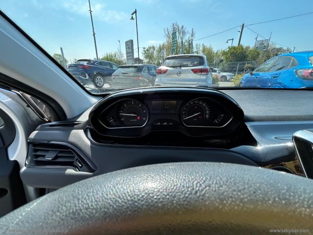Auto - Peugeot 208 bluehdi 75 5p. active