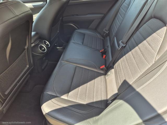 Auto - Alfa romeo stelvio 2.2 t.diesel 180cv at8 rwd bus.