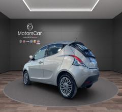 Auto - Lancia ypsilon 1.3 mjt 95 cv 5p. s&s platinum