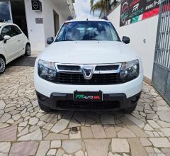 Dacia duster 1.6 110 cv 4x2 gpl laurÃ©ate
