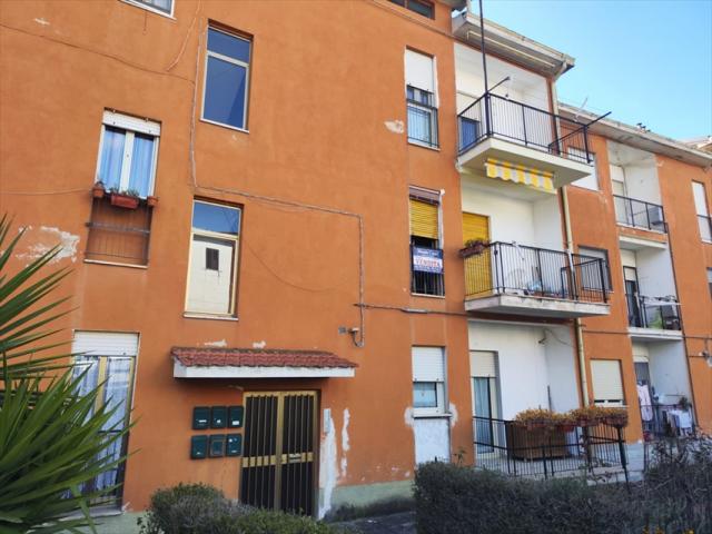 Appartamenti in Vendita - Appartamento in vendita a rogliano zona residenziale
