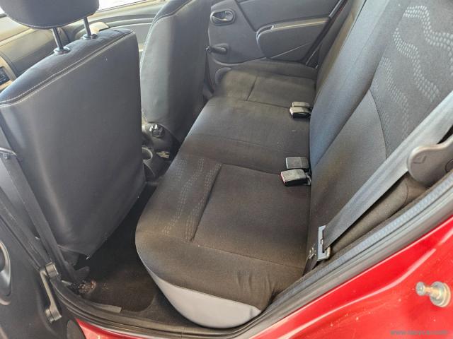 Auto - Dacia sandero 1.6 8v gpl 85 cv