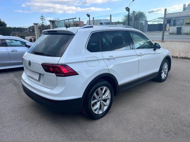 Auto - Volkswagen tiguan 1.6 tdi style bmt