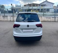 Auto - Volkswagen tiguan 1.6 tdi style bmt