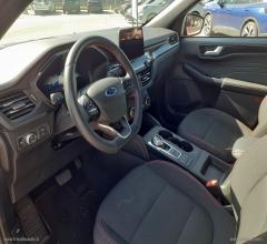 Auto - Ford kuga 2.5 plug in hybrid 152cv