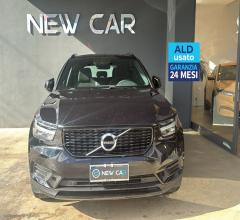 Auto - Volvo xc40 b5 awd geartronic r-design