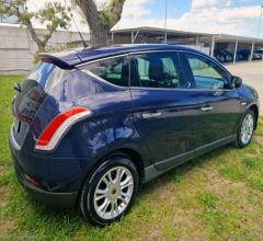 Auto - Lancia delta 1.6 mjt