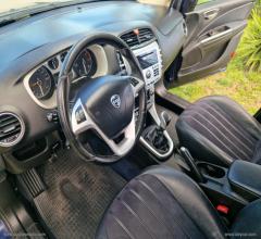 Auto - Lancia delta 1.6 mjt