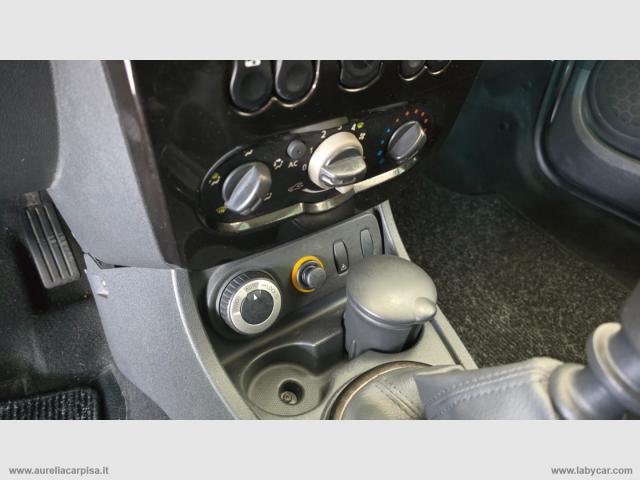 Auto - Dacia duster 1.5 dci 110 cv 4x4 laurÃ©ate