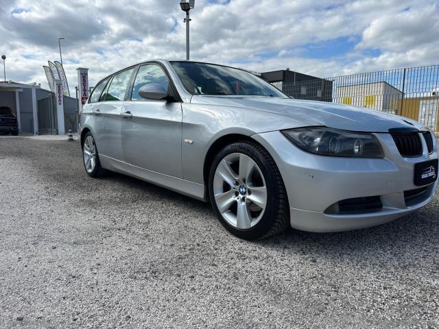 Auto - Bmw 320d attiva