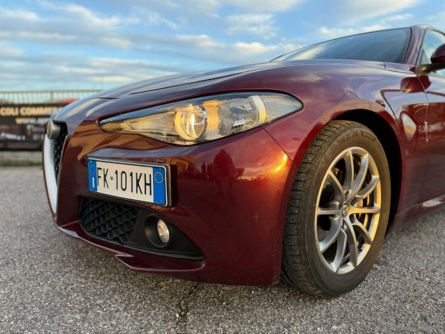 Auto - Alfa romeo giulia 2.2 td 150 cv super