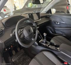 Auto - Peugeot 3008 hybrid 145 e-dcs6 allure