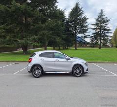 Auto - Mercedes-benz gla 200 d automatic 4matic premium amg