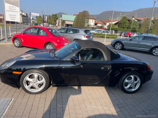 Auto - Porsche boxster 2.7