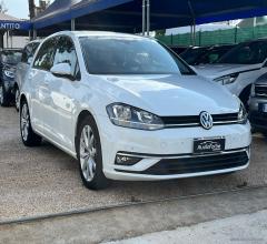 Volkswagen golf 2.0 tdi 5p. highline virtual cockpit