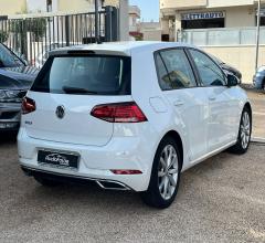 Auto - Volkswagen golf 2.0 tdi 5p. highline virtual cockpit