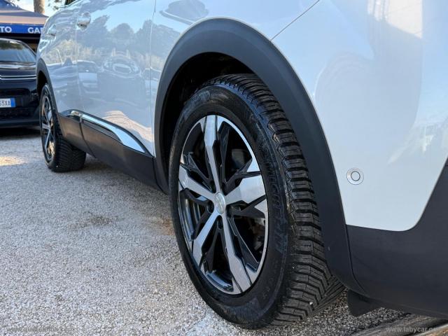 Auto - Peugeot 3008 bluehdi 130 s&s eat8 gt line full optional
