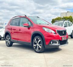 Auto - Peugeot 2008 bluehdi 100 gt line