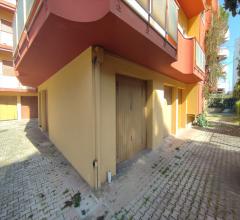 Appartamenti in Vendita - Garage in vendita a silvi lungomare