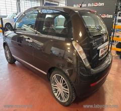 Auto - Lancia ypsilon 1.4 16v platino