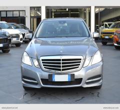 Auto - Mercedes-benz e 220 cdi aut. 4p.
