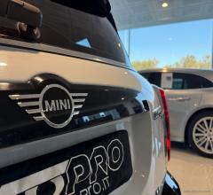 Auto - Mini mini cooper d countryman