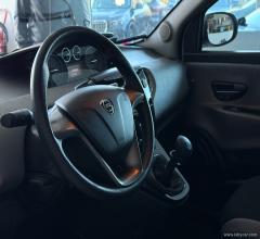 Auto - Lancia ypsilon 0.9 t.air 85cv 5p. met.ec. gold