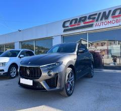 Auto - Maserati levante v6 diesel 275 cv awd gransport