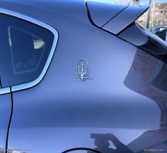 Auto - Maserati levante v6 diesel 275 cv awd gransport